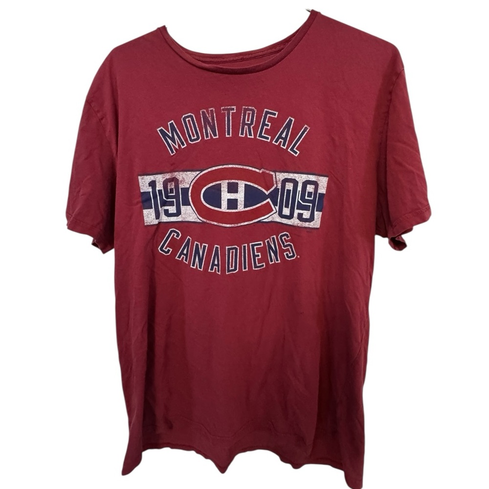 Vintage Distressed Montreal Canadiens NHL Hockey Soft Red Men’s XL T-Shirt